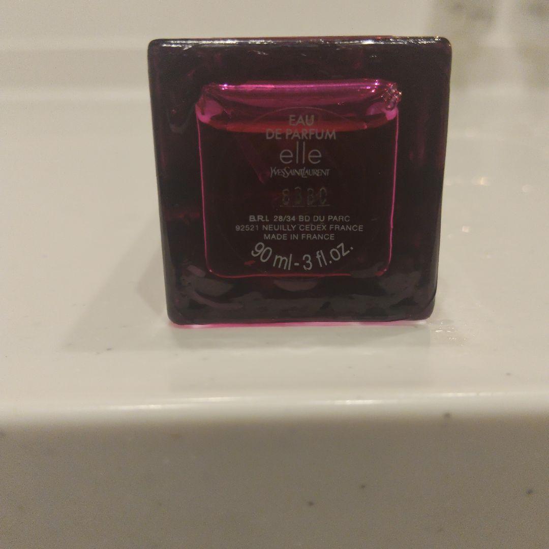 大容量　イヴサンローラン elle エル オードパルファム　90ml