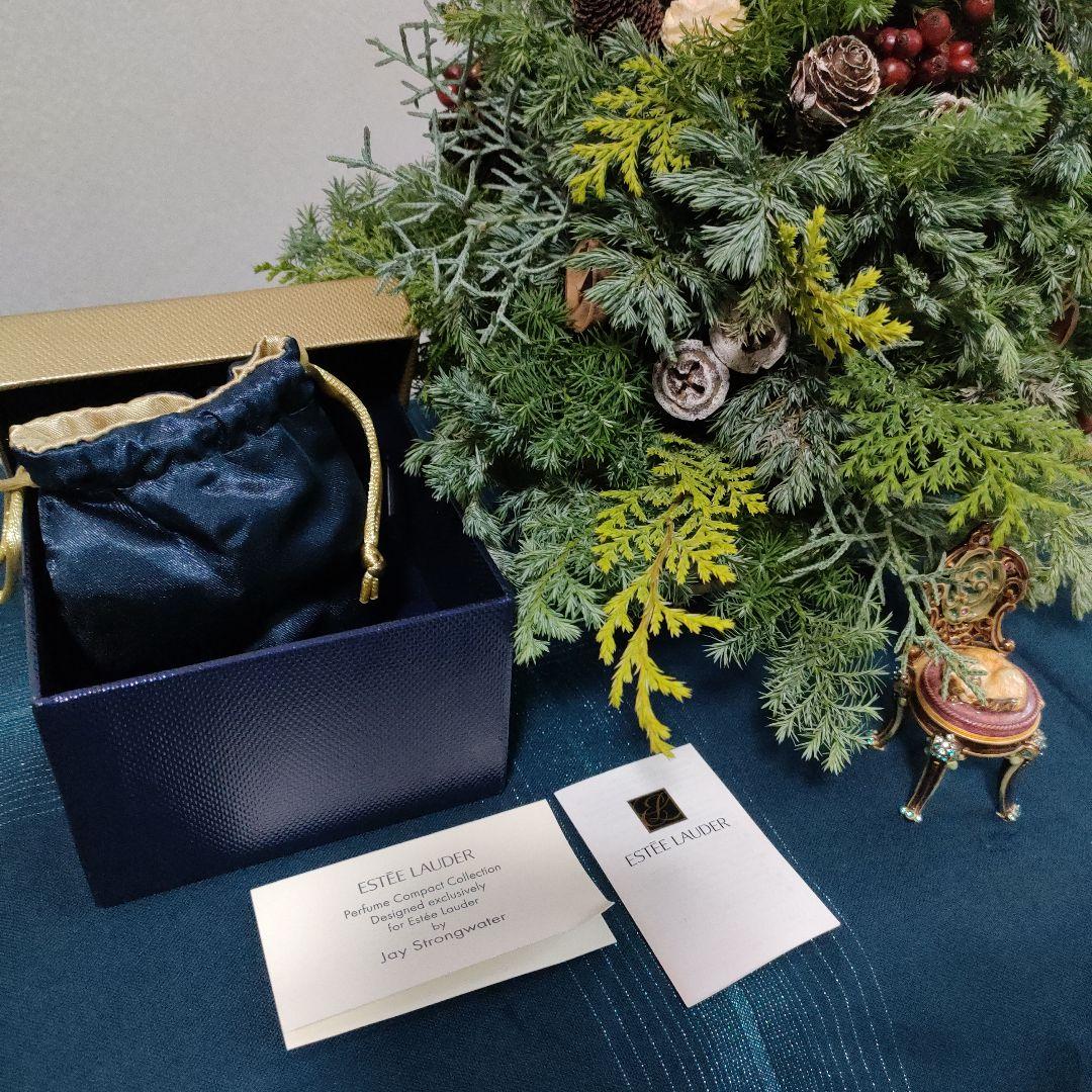 ESTEELAUDER　パンパード　キティ　練り香水　BOX付き