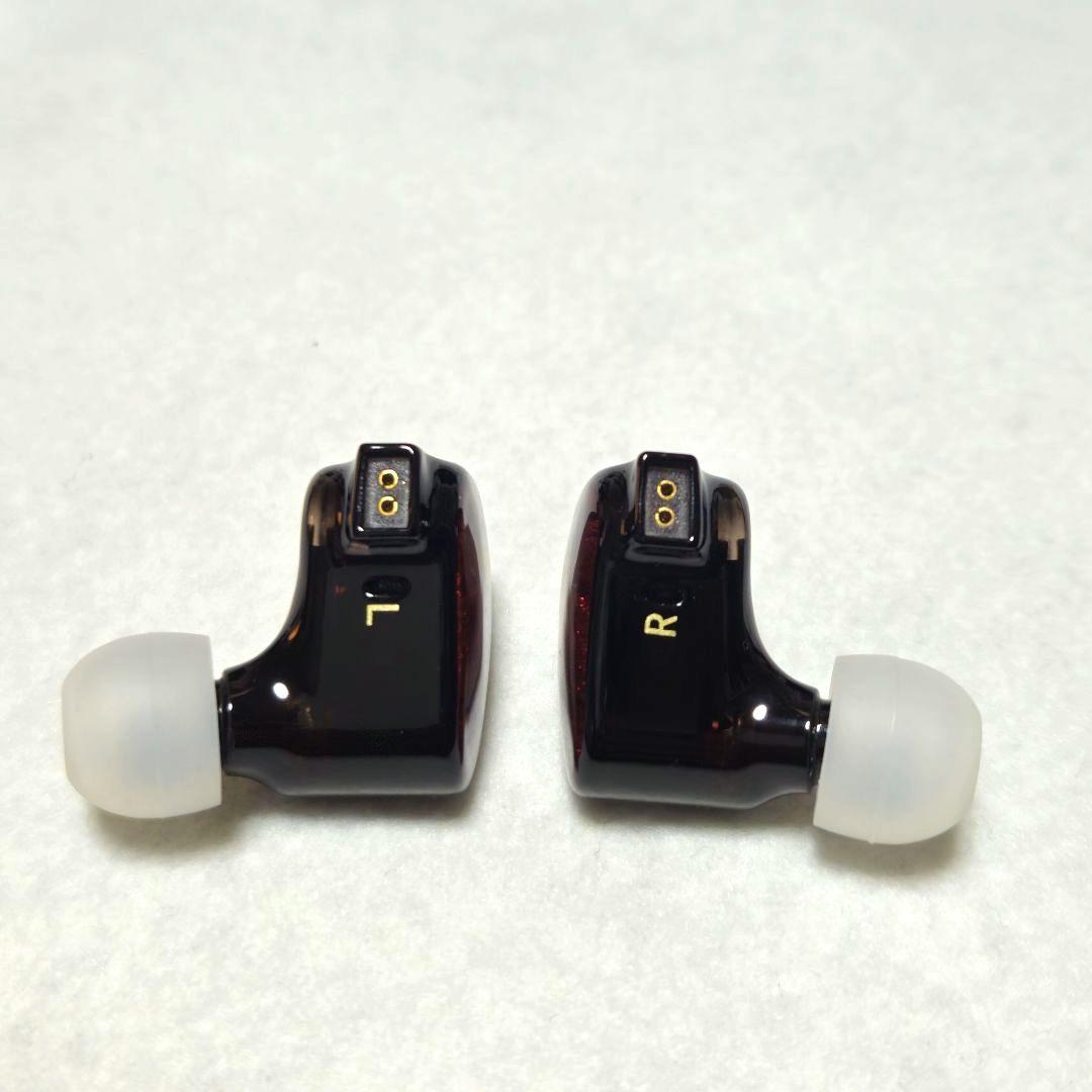 TRUTHEAR x Crinacle ZERO:RED イヤホン
