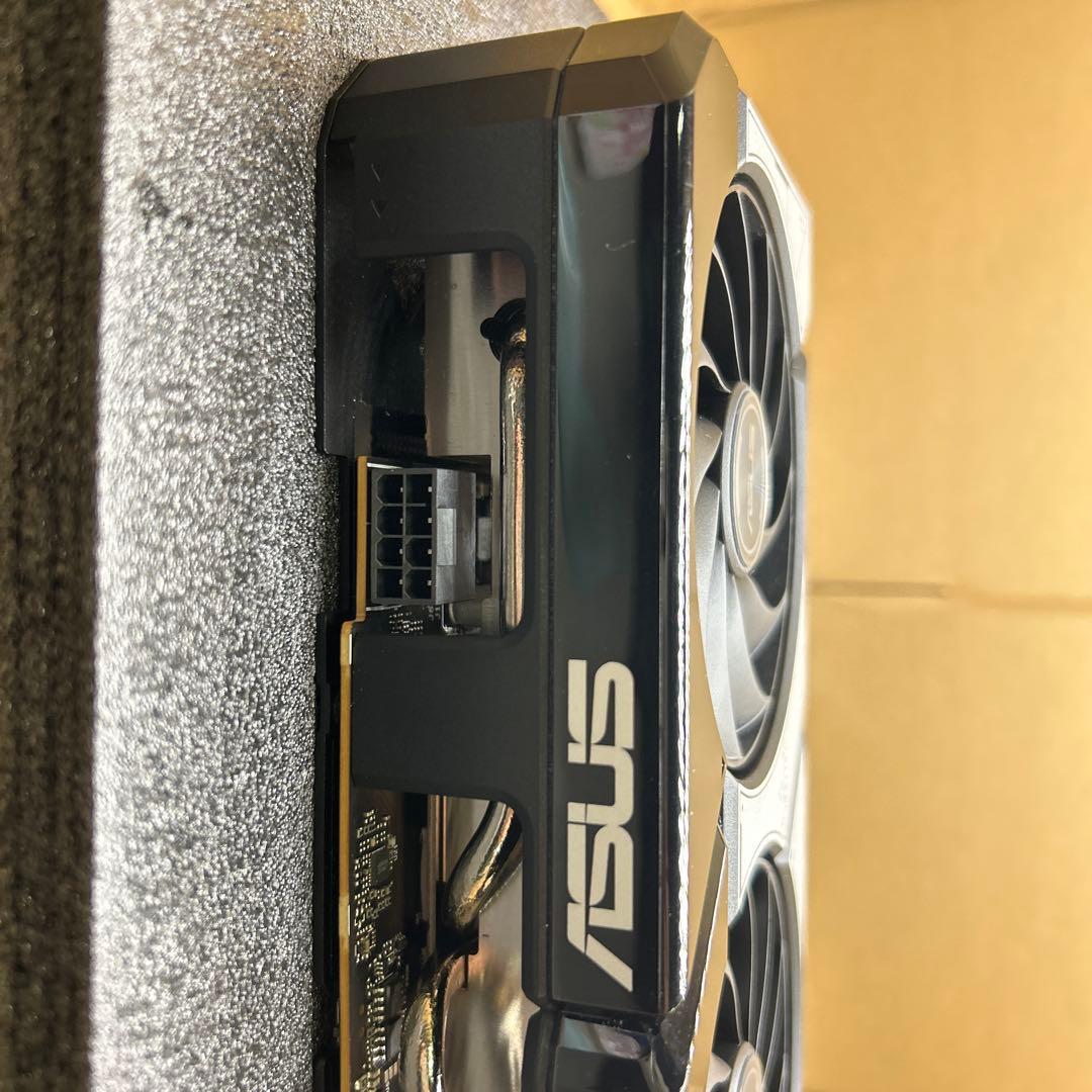 グラフィックボード・グラボ・ビデオカード ASUS DUAL GEFORCE RTX 5060