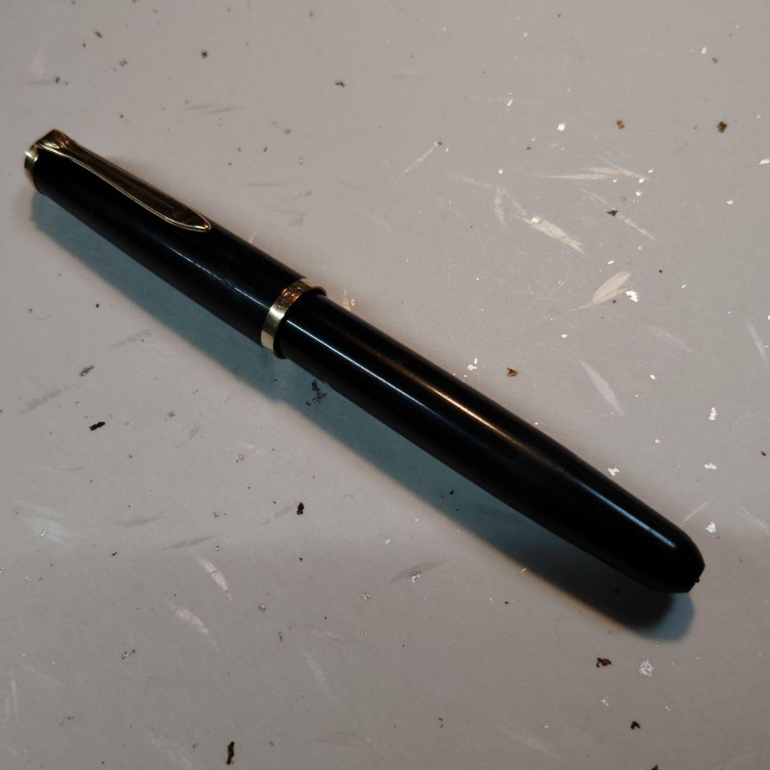 【Pelikan】万年筆　14K金 ペン先　ドイツ製　純正ケース付きビンテージ