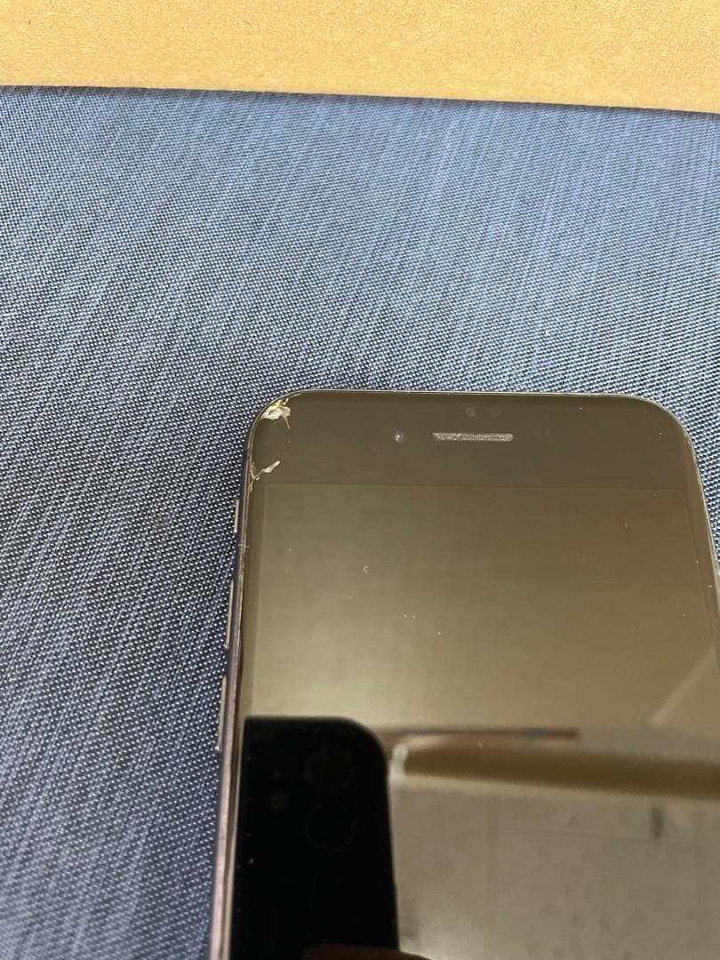 iPhone8 256GB バッテリー90%