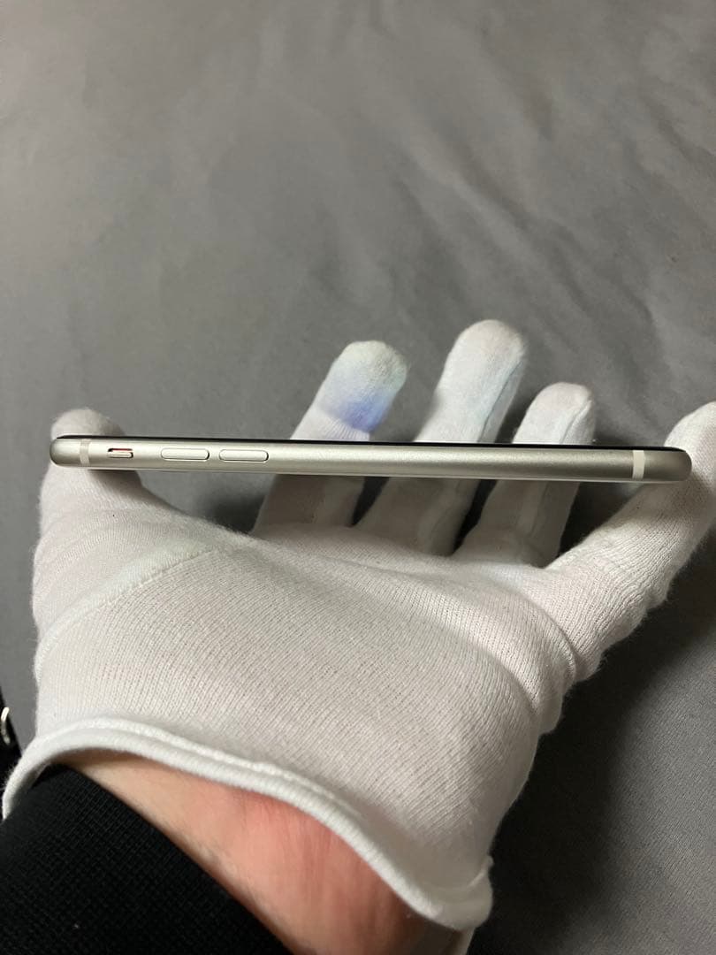 iPhone SE 第3世代 64GB 美品 SIMフリー バッテリー100%