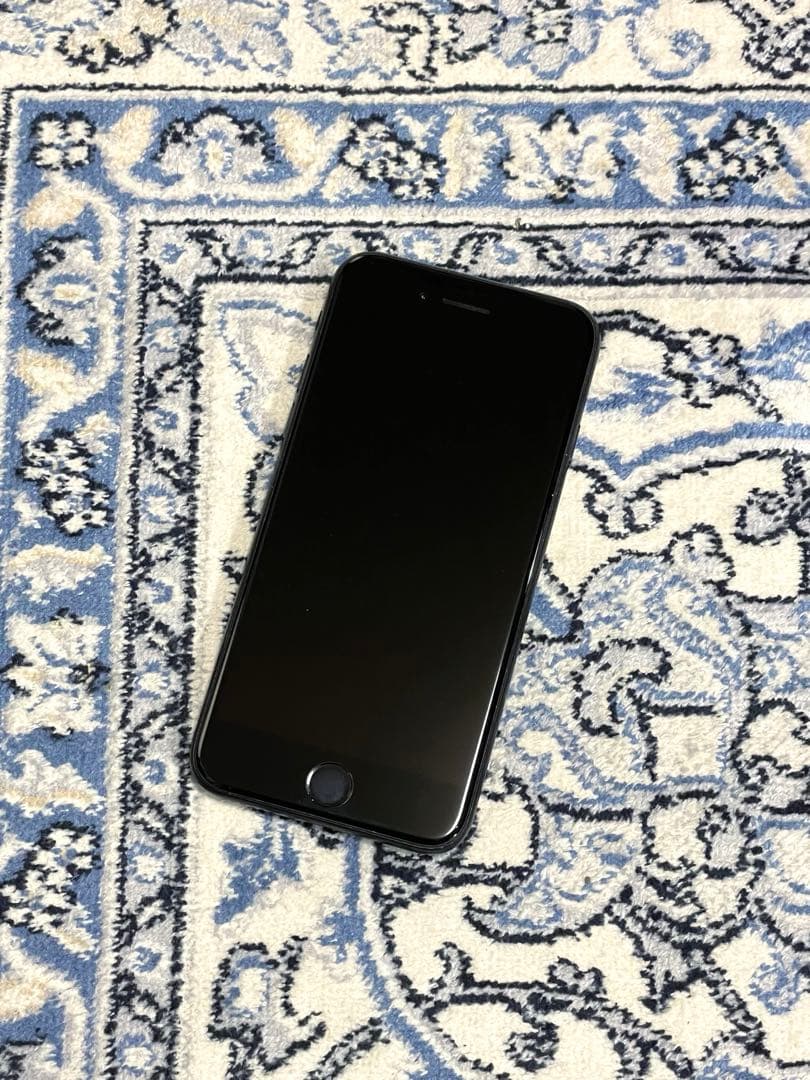 iPhoneSE 第2世代 64GB / SIMフリー