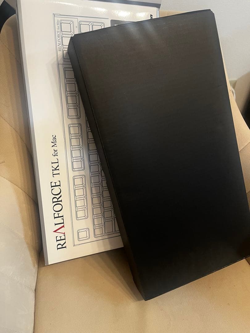 REALFORCE TKL for Mac 箱付き