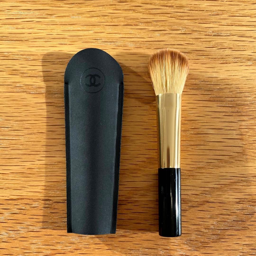 CHANEL サブリマージュ ル コレクトゥール ユ 10