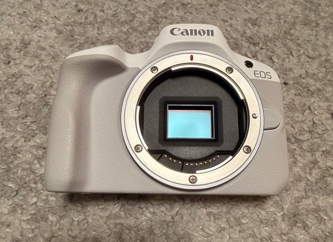 Canon EOS R50 ミラーレス一眼カメラ ホワイト