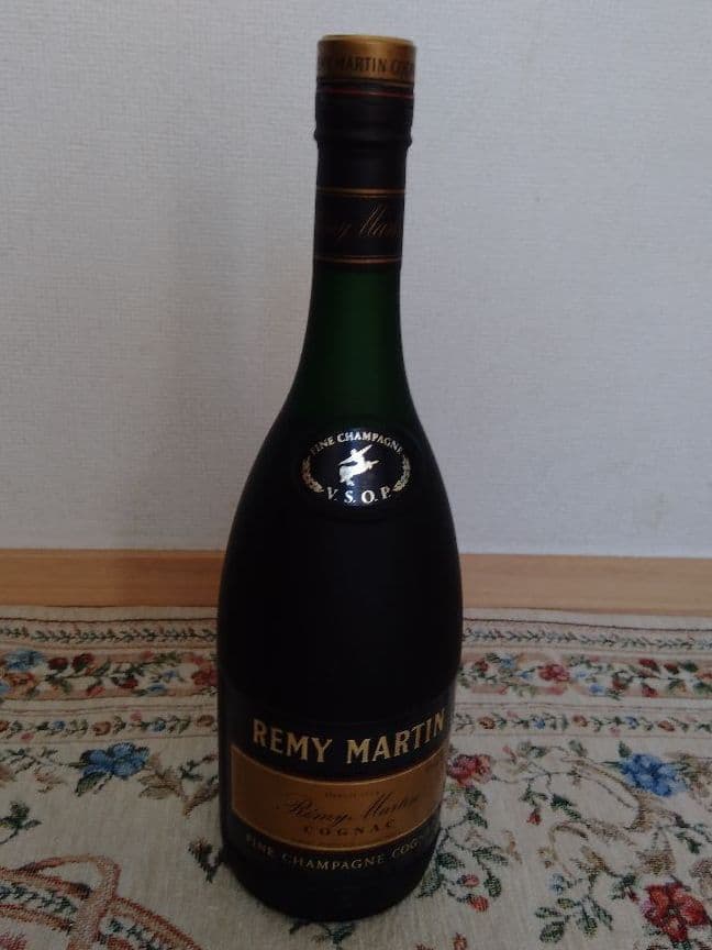 REMYMARTIN　FINE CHAMPAGNE VSOP　COGNAC特級