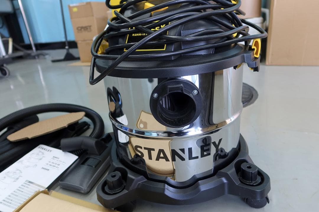 美品 スタンレー バキュームクリーナー SL18410-5B 乾湿両用 掃除機