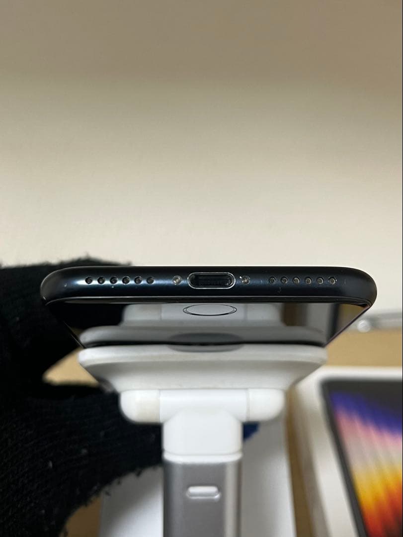 Apple iPhone SE (第3世代) ブラック 256GB 美品