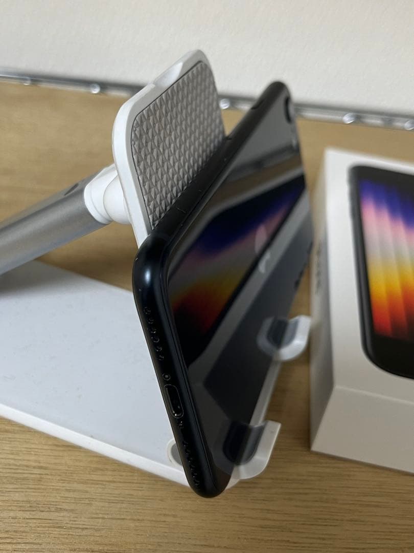 Apple iPhone SE (第3世代) ブラック 256GB 美品