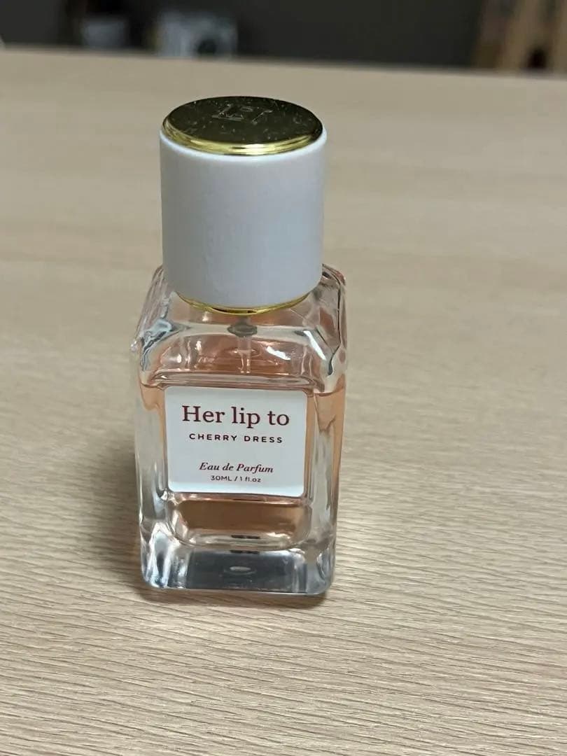 Her lip to CHERRY DRESS オードパルファム 30ml