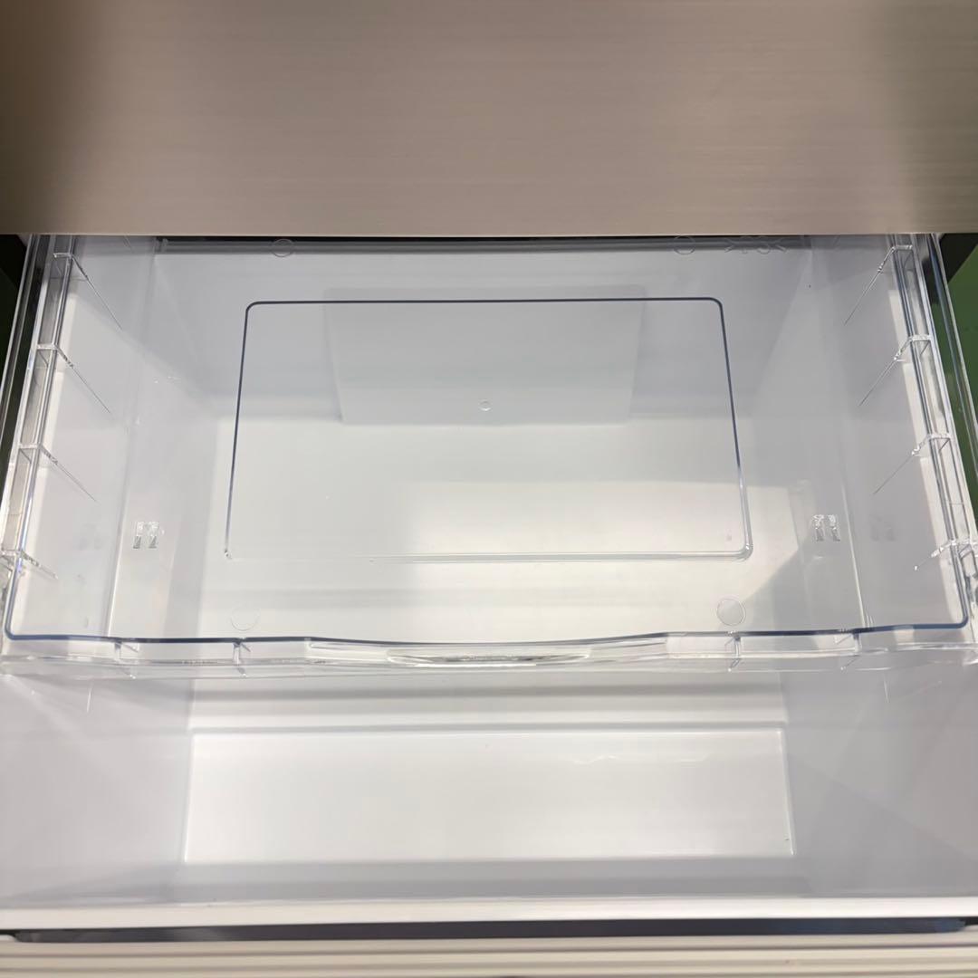 959 2024年製　日立　ゴールドカラー　３ドア　 使用日数1ヶ月　極美品
