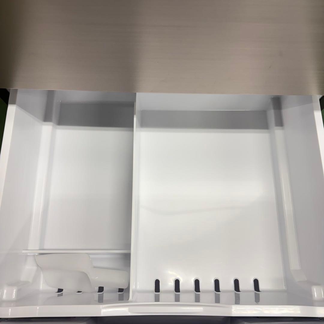 959 2024年製　日立　ゴールドカラー　３ドア　 使用日数1ヶ月　極美品