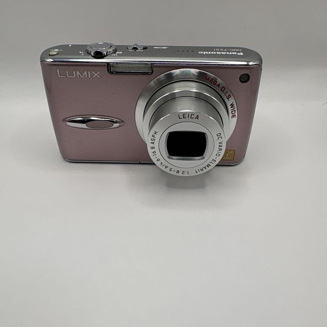 美品 希少色パナソニックLUMIX コンパクトデジカメ ピンクDMCーFX01