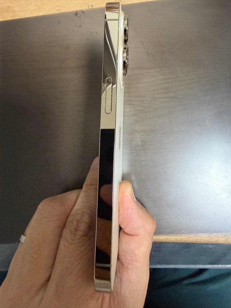 Apple iPhone 14 Pro ゴールド 本体　256GB
