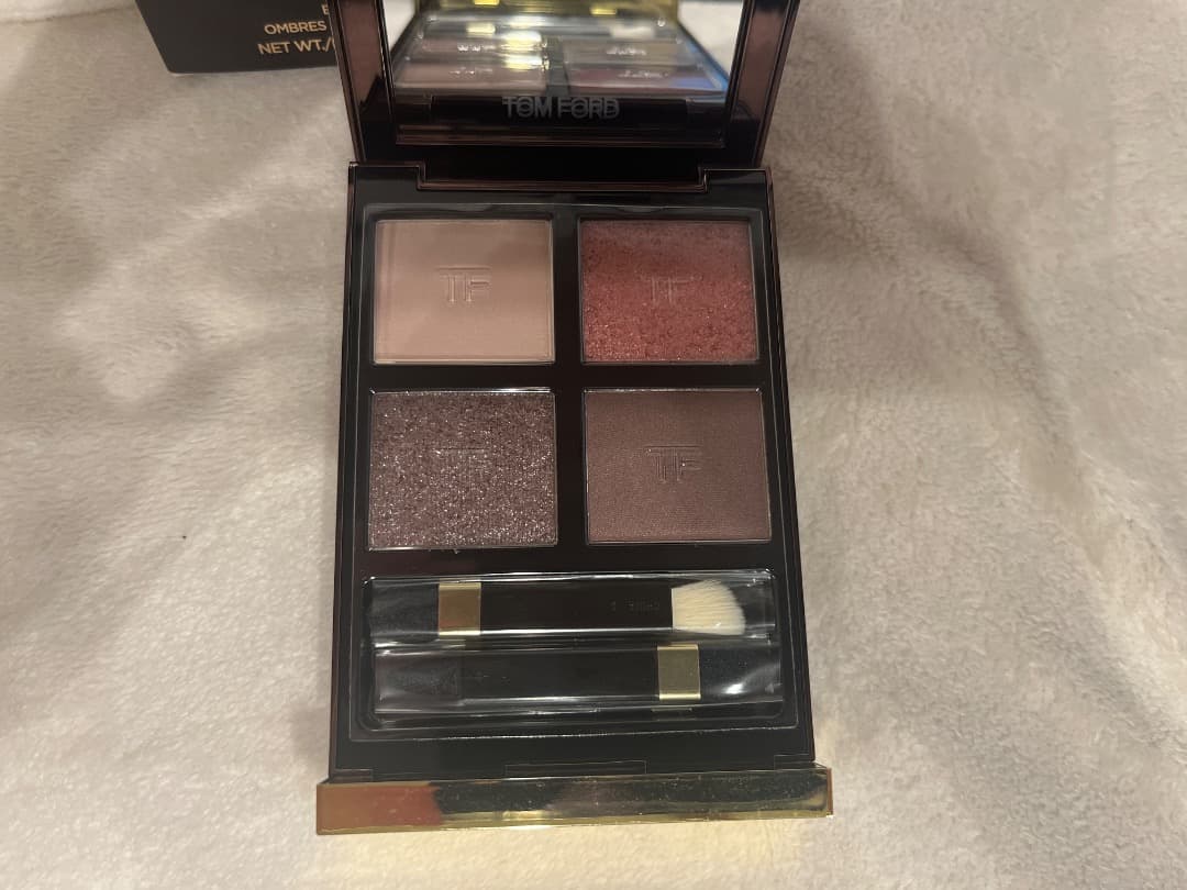 新品未使用品　TOM FORD アイシャドウパレット