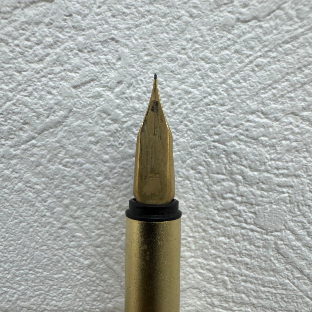 Mont Blanc 万年筆　ゴールド