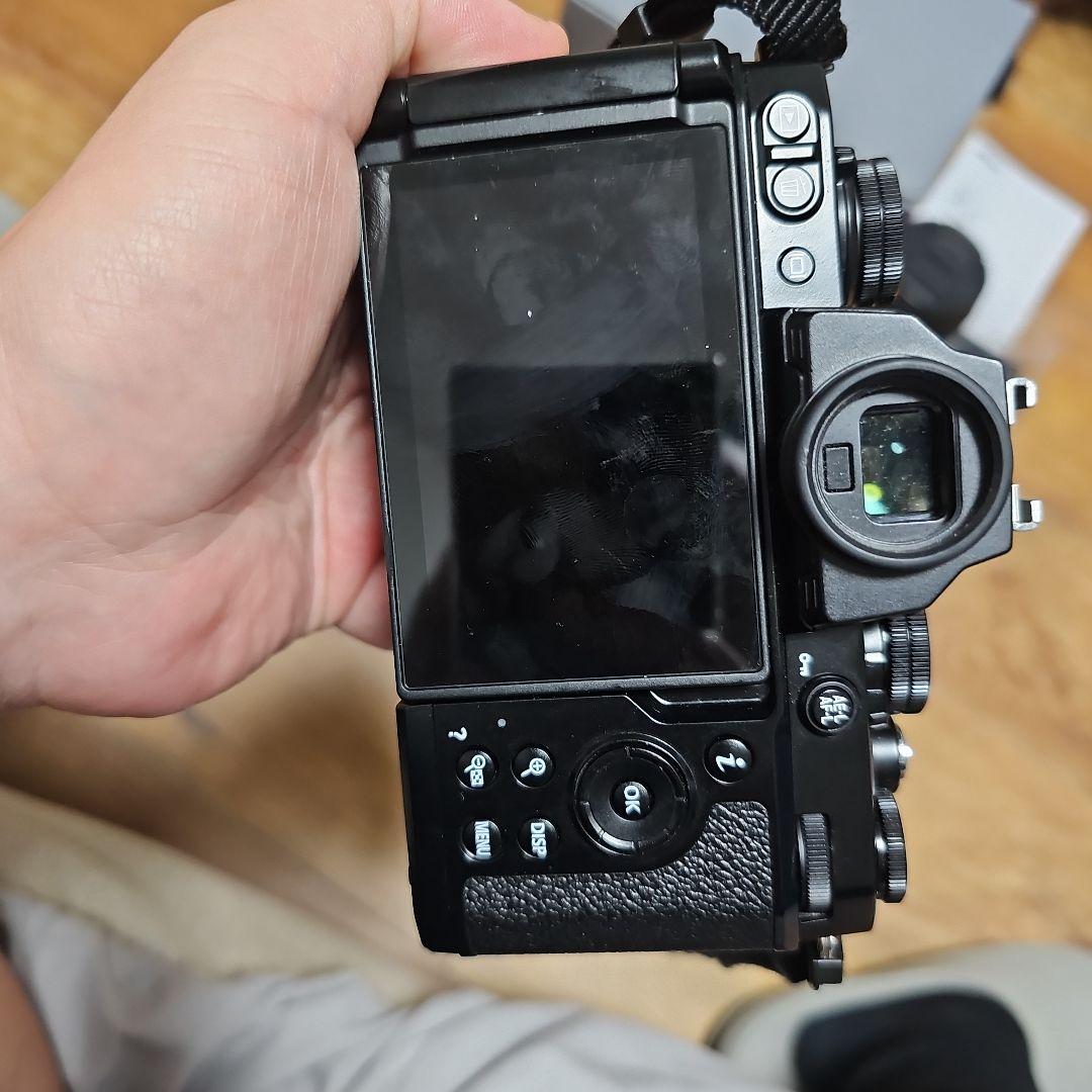 Nikon Z fc ミラーレス一眼 レンズ2本付