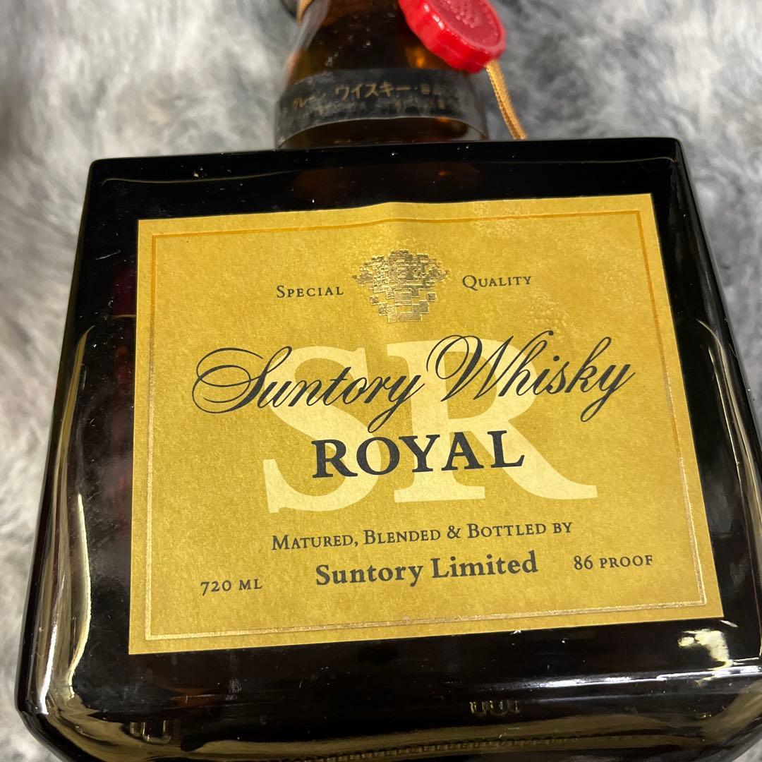 Suntory  サントリー　ローヤル　３本セット　ウイスキー