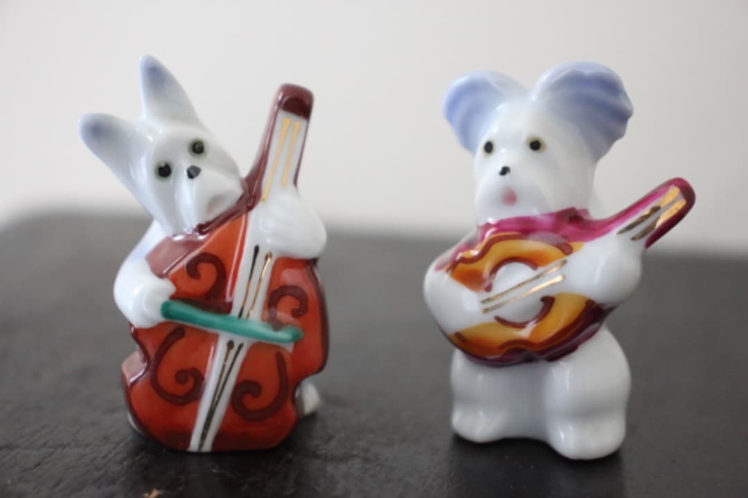 犬の音楽隊　陶器　人形　フィギュア　５匹