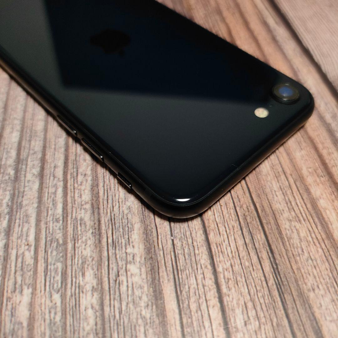 iPhone SE 第3世代 64GB ミッドナイト バッテリー96%