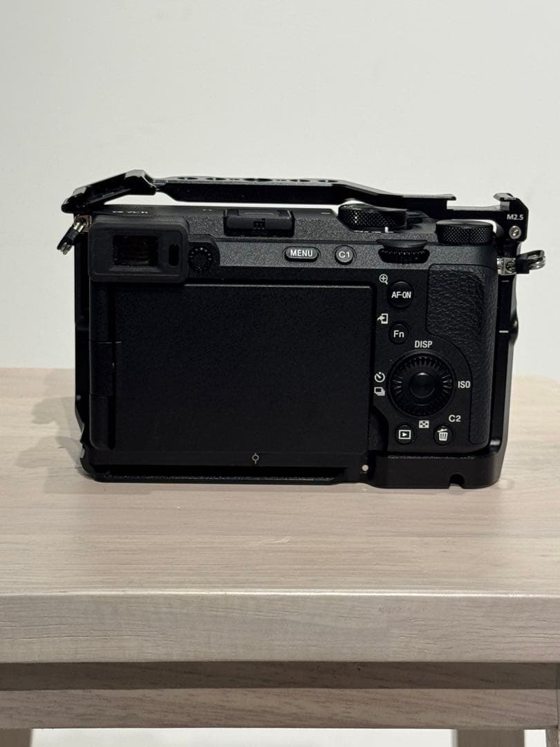 【美品】SONY α7CR｜使用少（100回未満）｜ほぼ室内使用｜付属品あり