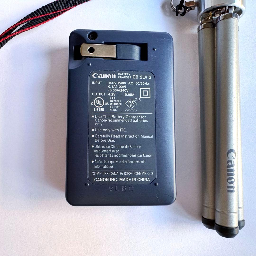 Canon デジタルカメラ IXY DIGITAL 10 シルバー　PC1228