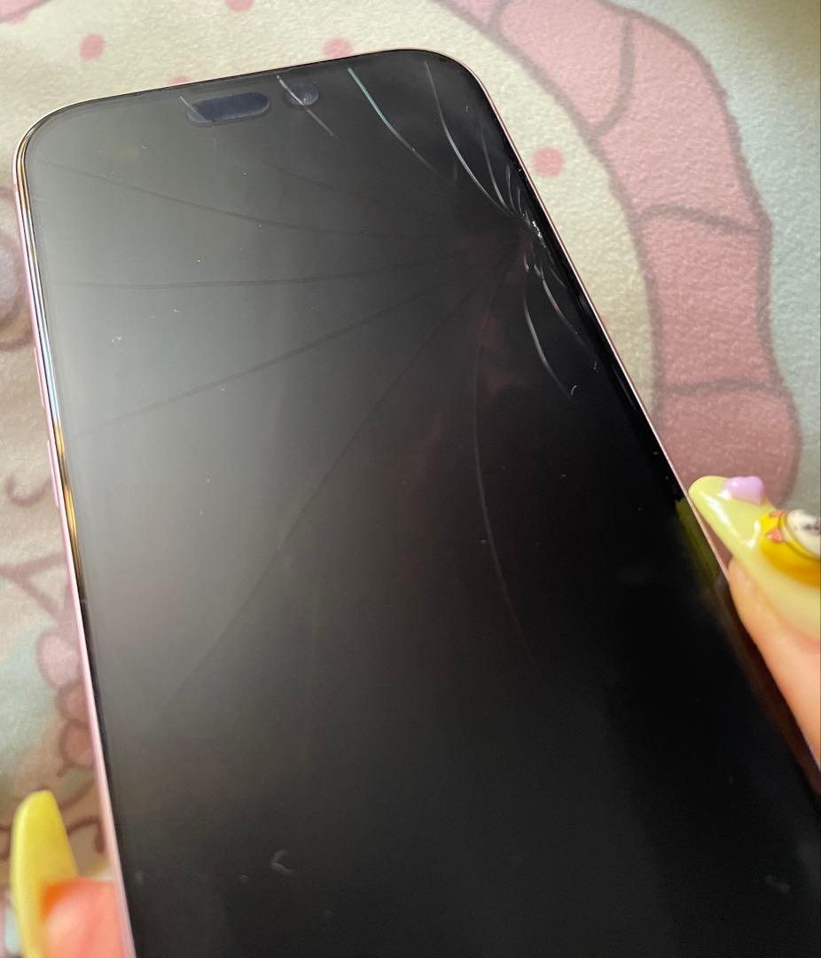 iPhone 15 128GB 画面割れ