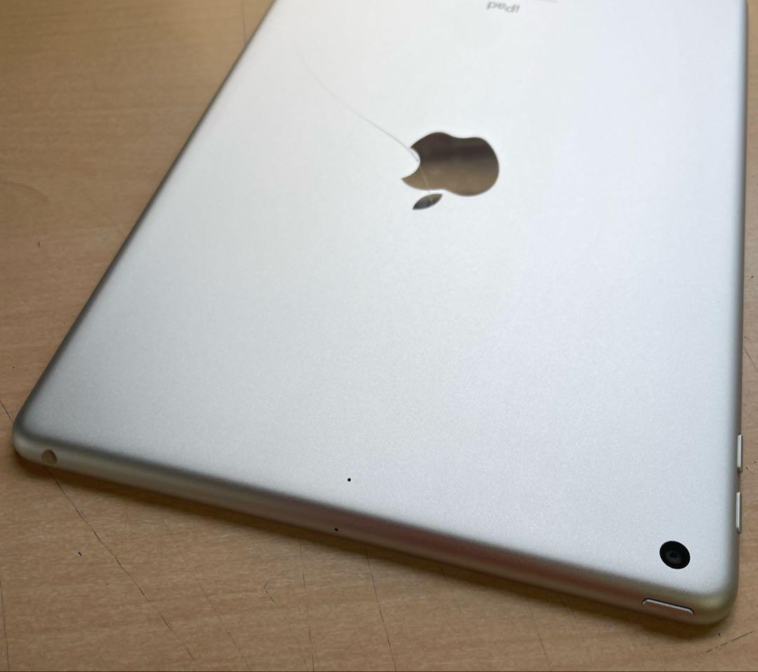 iPad 第5世代　A1822　Wi-Fiモデル　シルバー　32GB 美品　#7