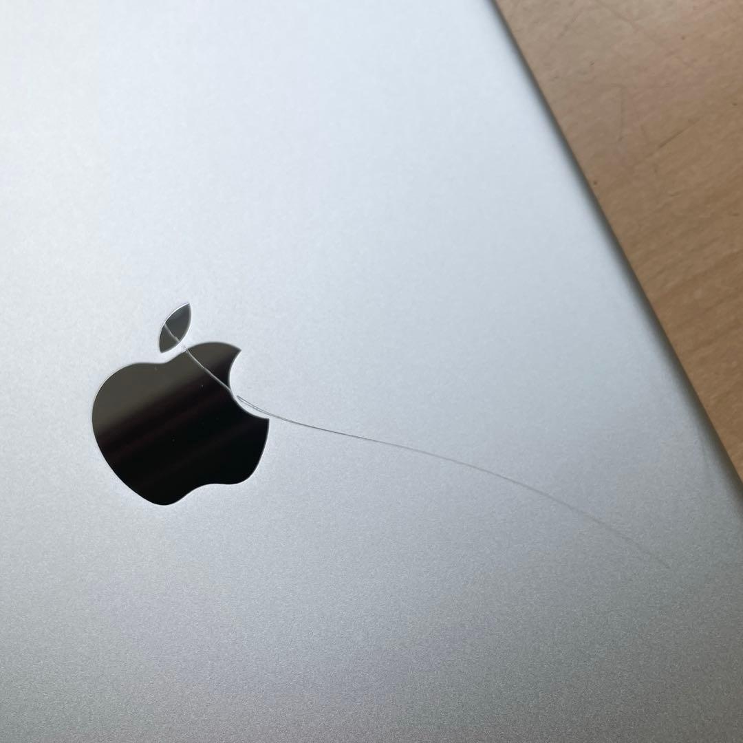 iPad 第5世代　A1822　Wi-Fiモデル　シルバー　32GB 美品　#7