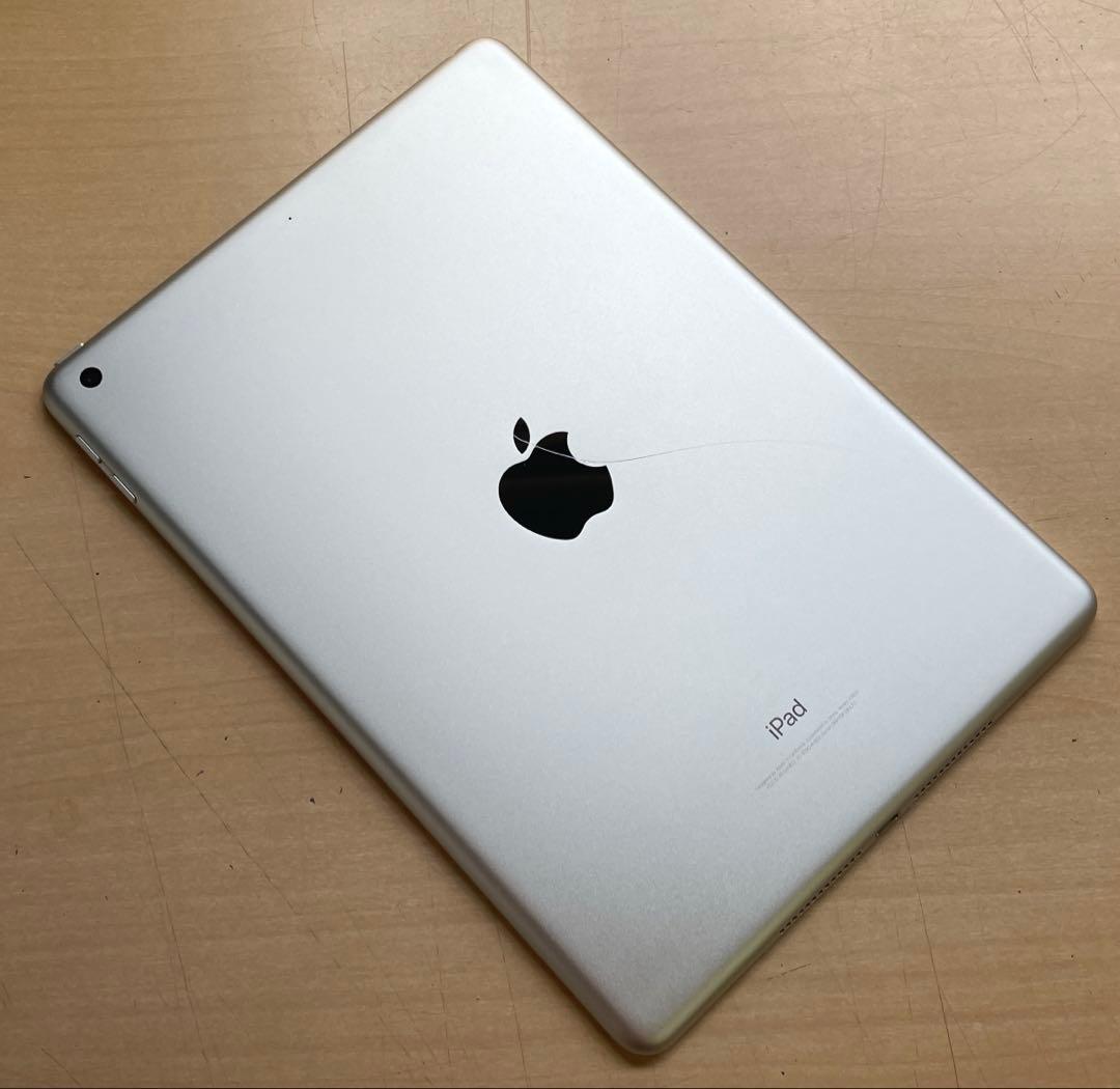 iPad 第5世代　A1822　Wi-Fiモデル　シルバー　32GB 美品　#7