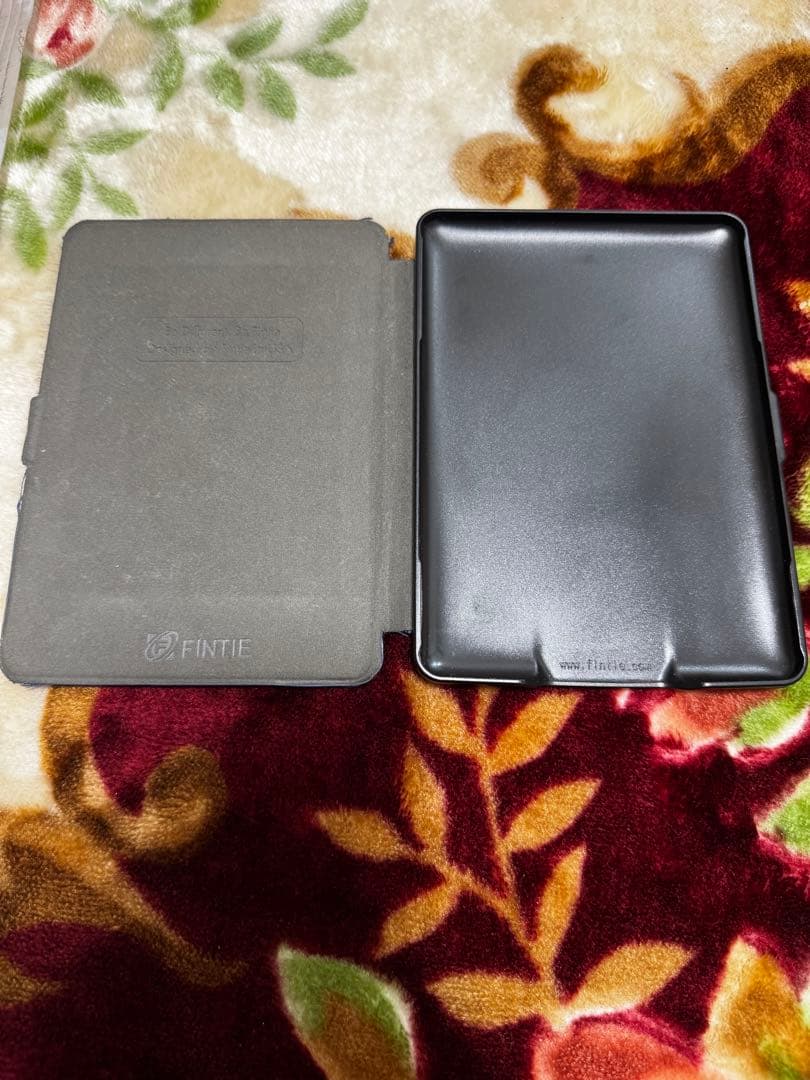 Kindle ペーパーホワイト　第7世代　ケース付き　広告なし