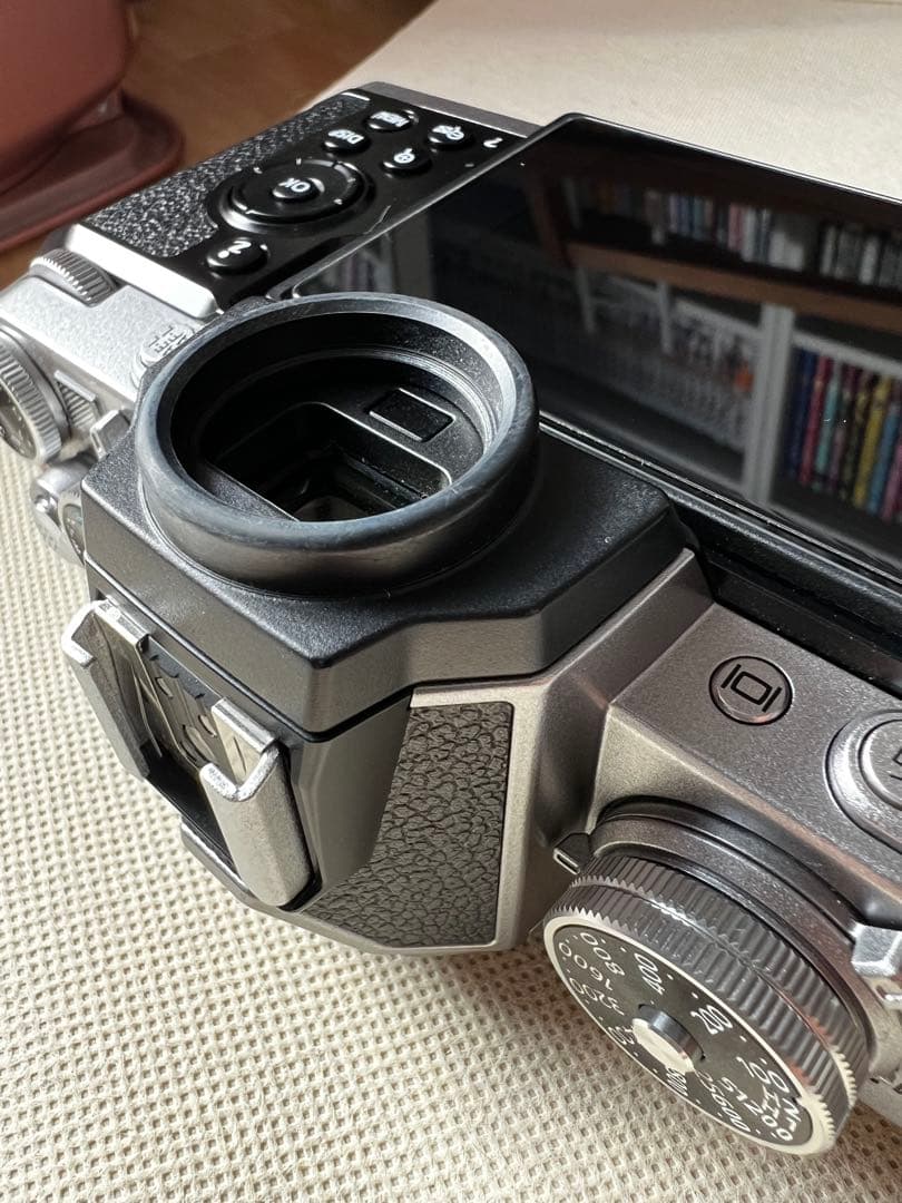 Nikon Z fc ミラーレスカメラ　ボディのみ　付属品
