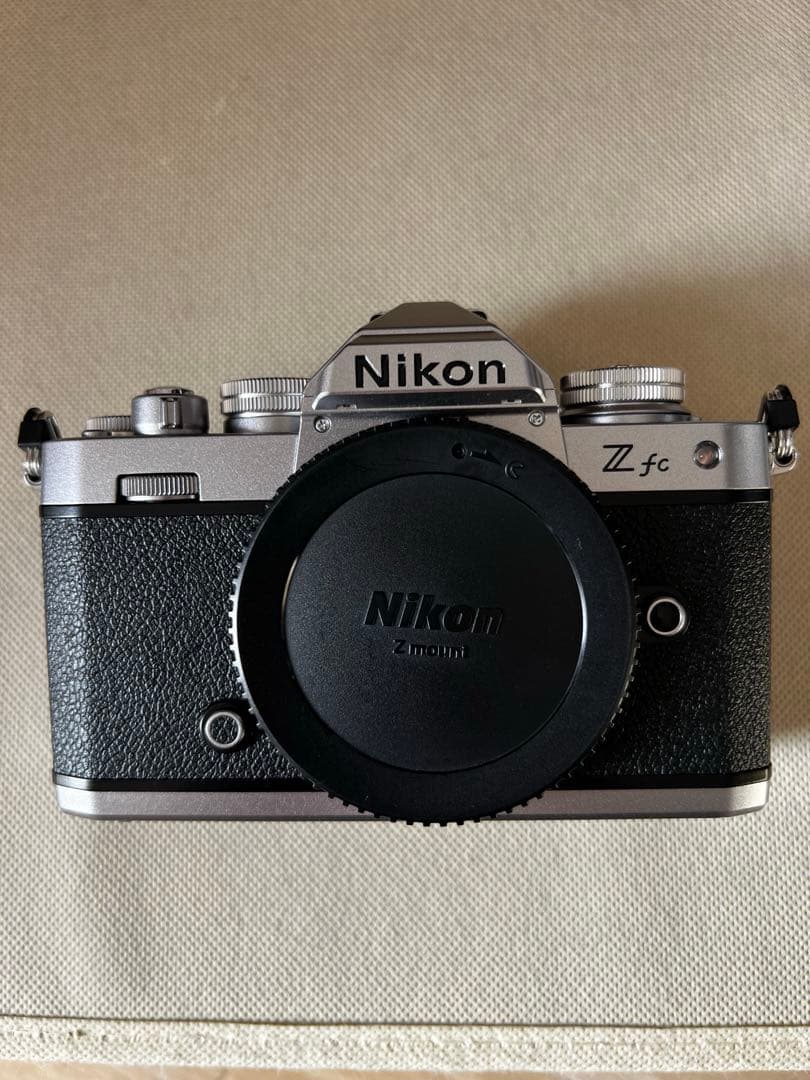 Nikon Z fc ミラーレスカメラ　ボディのみ　付属品