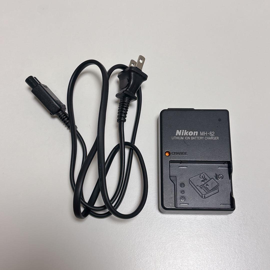 Nikon ニコン COOLPIX S51 コンパクトデジタルカメラ 動作確認済